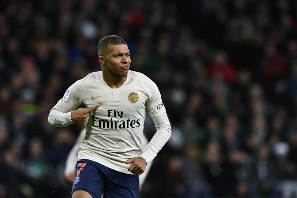 官宣！皇马1.3亿巨星受伤：休战10天退出国家队 下周末复出